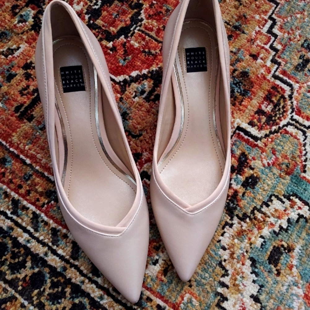 WHBM Kitten Heels, 7.5